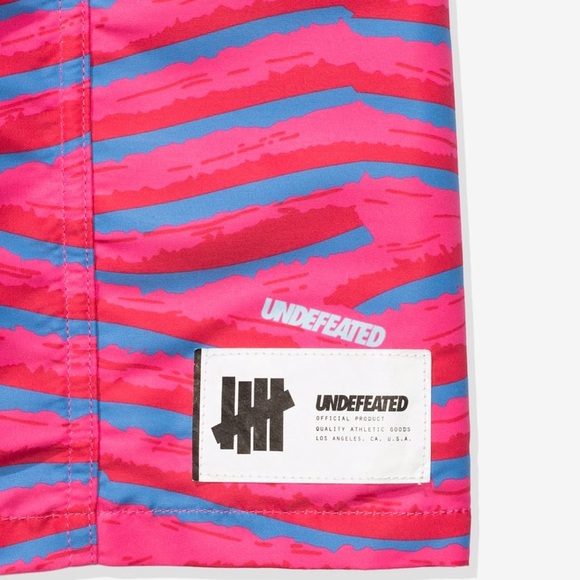 Undefeated Baggy Short - Picture 4 of 7